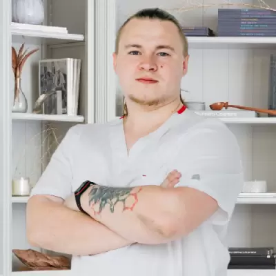 доктор Лопин Николай Николаевич фельдшер клиники «Санати» в Новоалтайске